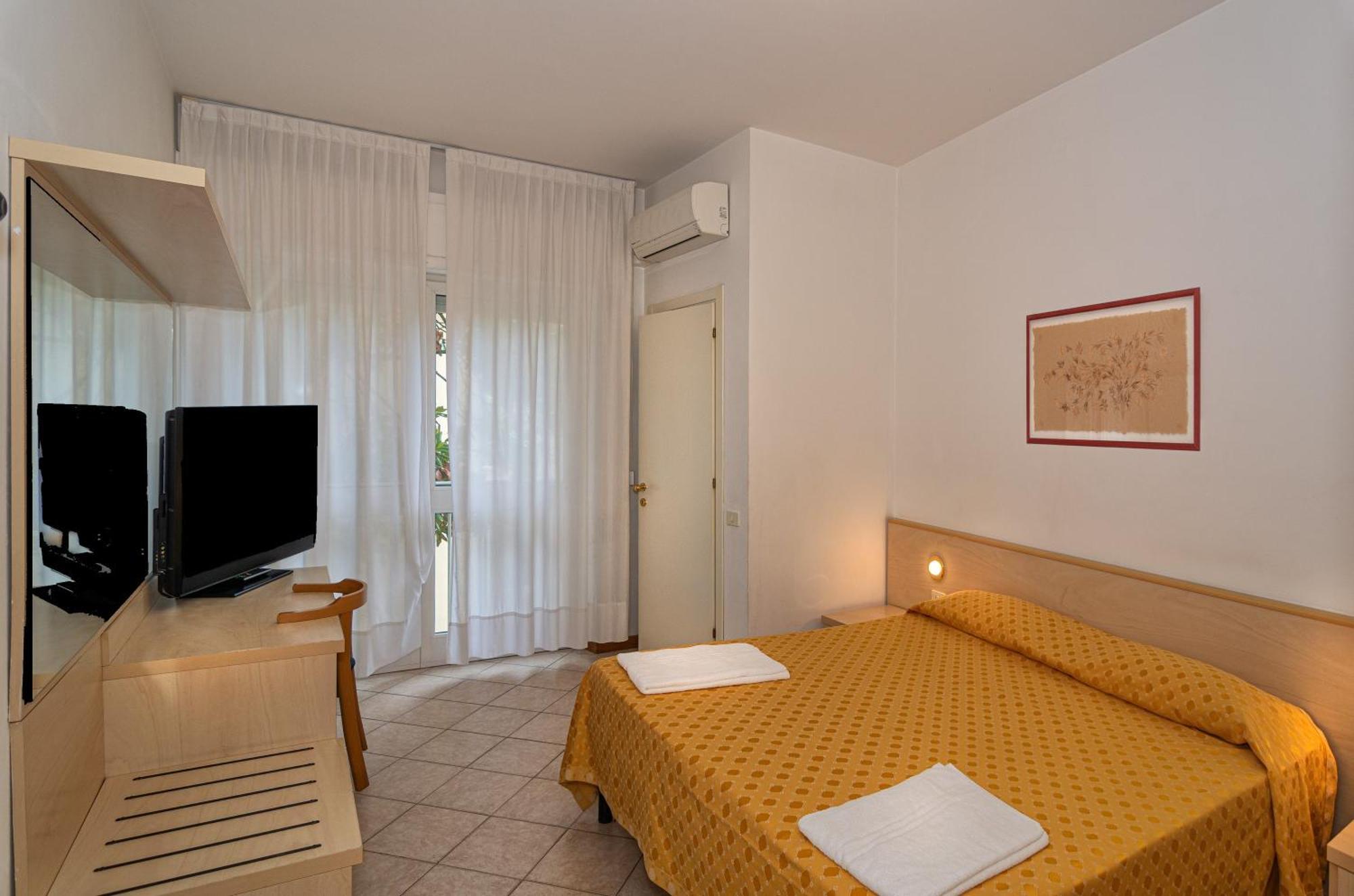 Florentia Hotel Lido di Camaiore Habitación foto
